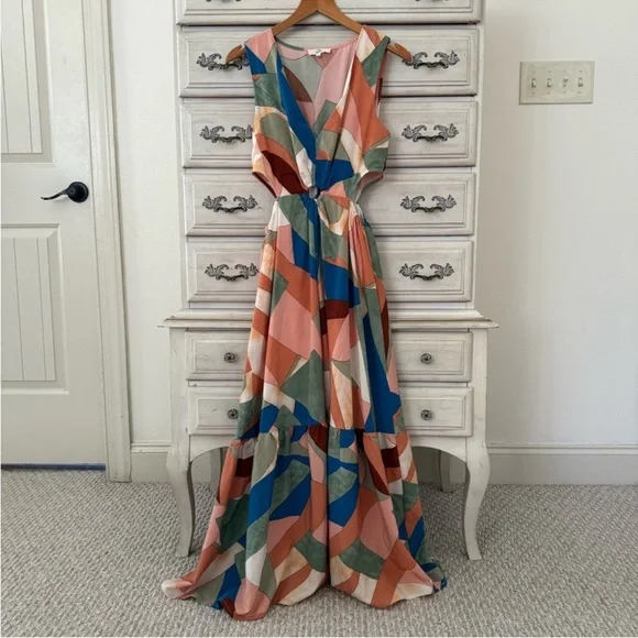 Vici Cutout Midi Dress - Picture 5 of 9